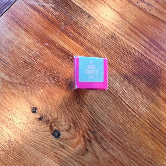 HIGH SOCIETY New in Box Jeffree Star Velour Liquid Lipstick Pastel Mint Green - Picture 6 of 8